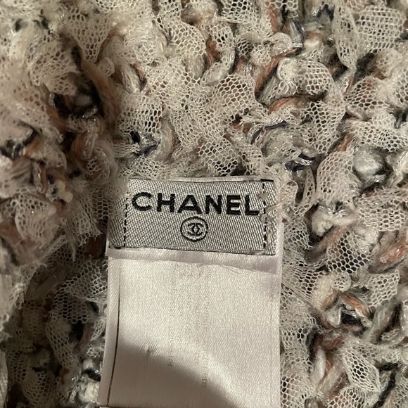 CHANEL Cashmere Blend Hat - Picture 9 of 10